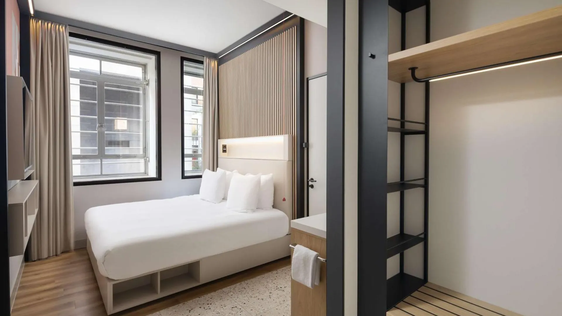 ****  Motto By Hilton Rotterdam Blaak Hotel Netherlands